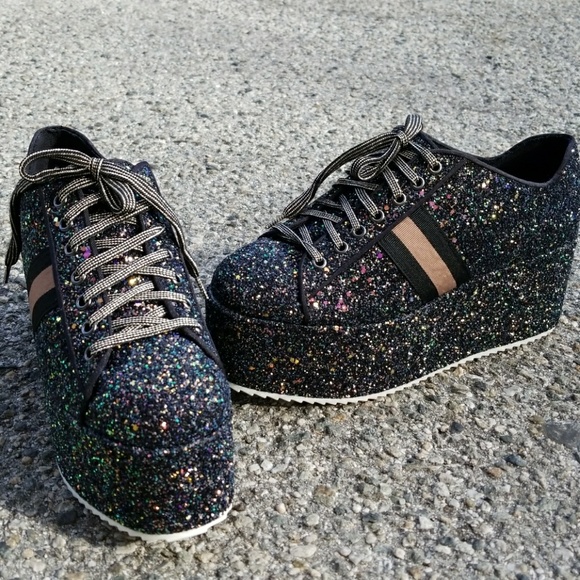Last Size 6**🖤Blk Encructed Glitter Flatform - Picture 2 of 8